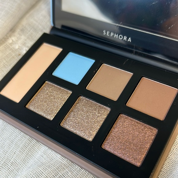 Sephora Other - NWT Sephora destinations eyeshadow pallet